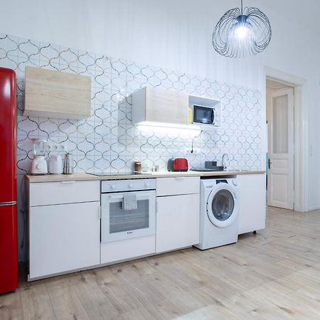 4-Bedroom Comfort Apartment In The Citycenter F38 Budapeszt Zewnętrze zdjęcie